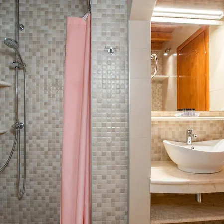 Apartment New Bic Economy 3-4 Adults First Floor N *